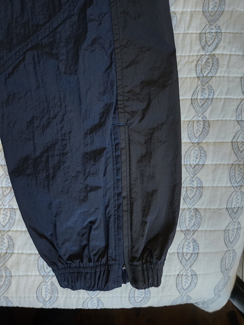 Lululemon Evergreen Track PantTrue Navy/Black-6 - Picture 11 of 14